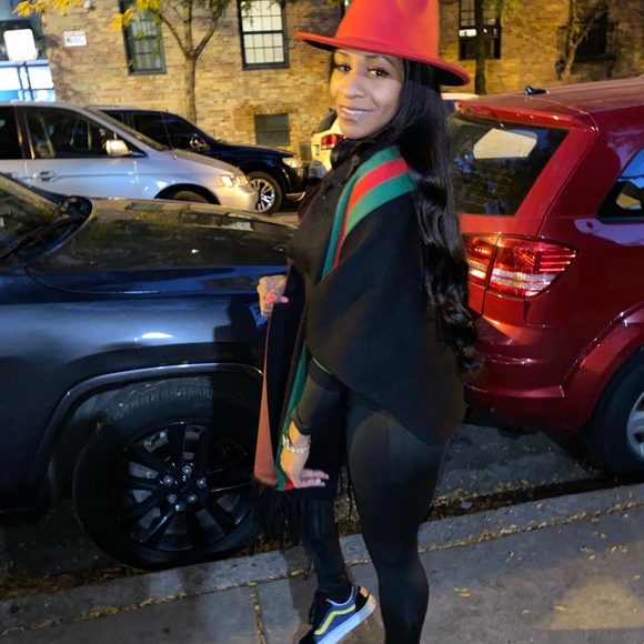 Stylish Fashion Shawl - Picture 5 of 10